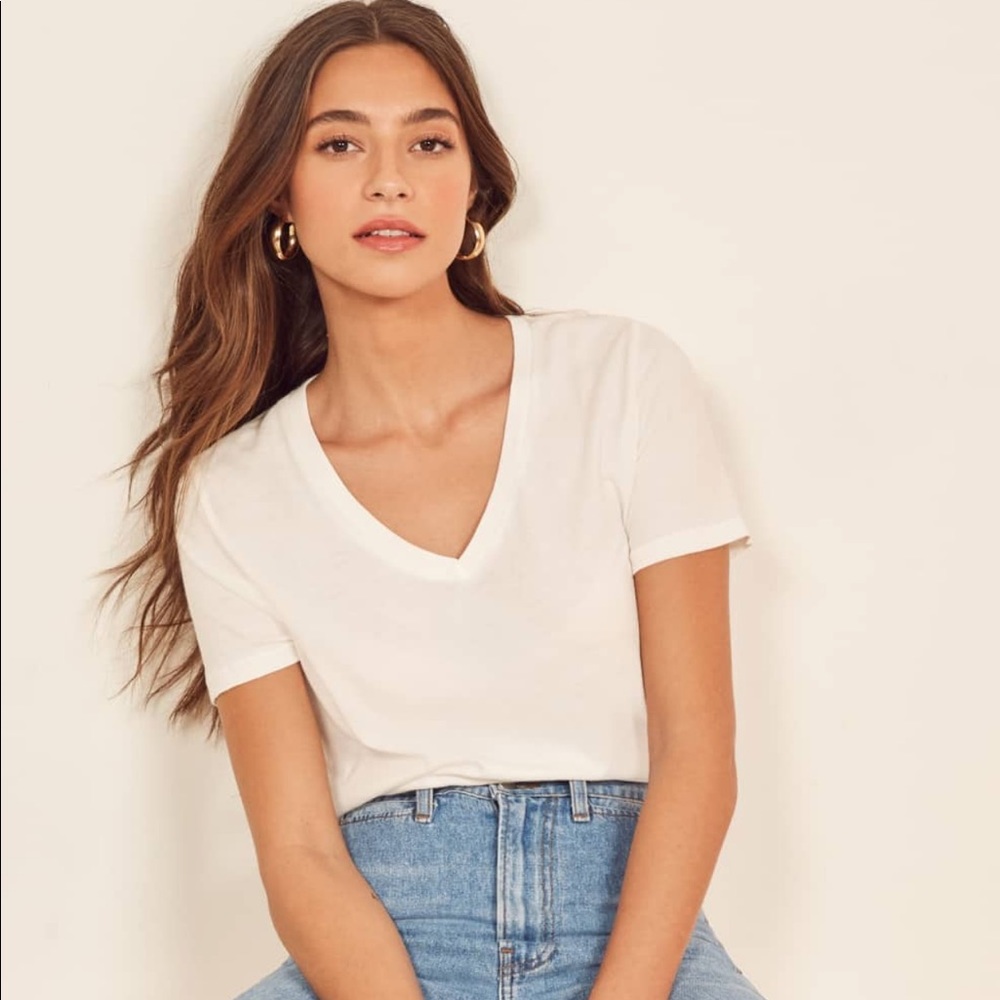 Brandy Melville white v-neck tee